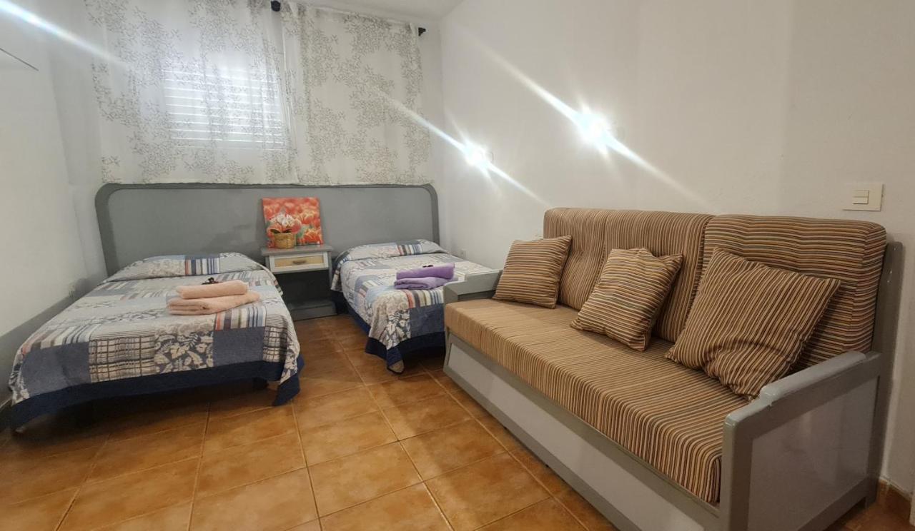 Vivienda Vacacional Marineda Sol Con Piscina El Medano エクステリア 写真
